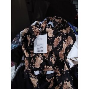 Rokh-Gathered Detail Jersey Top-Black Rose Print 6